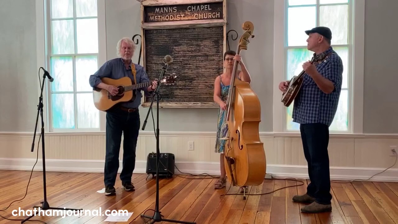 Carolina Lightning warns up