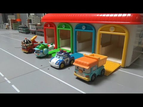 <strong>로보카폴리</strong> 4대 자동차 차고지 출발! <strong>장난감</strong> 놀이 Robocar Poli dispatch garage! toys play