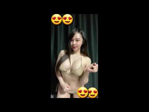 Gogo live bikini hot