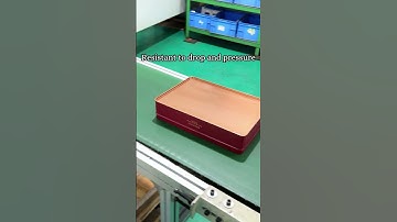 Stop obsessing about the lack of texture in the packaging!#tinbox #sourcefactory #candybox