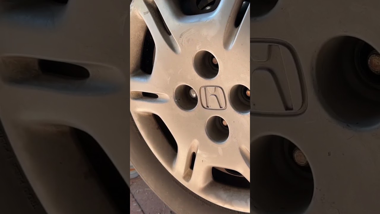 2001 honda civic broken wheel stud