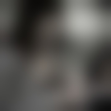 Hitomi Tanaka : 署名を要求したファンにサービスを提供する