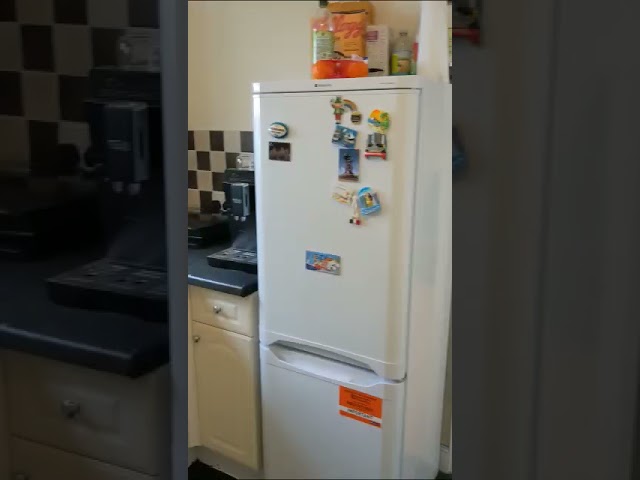 Video 1: Spacious Open-plan Living and Dining Area