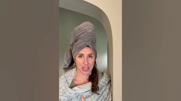 Lindsay Metzger and a Cupcake Perform from Home fo...