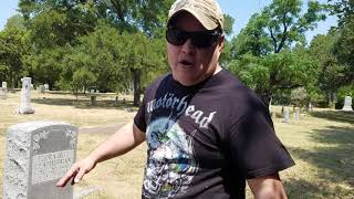 Clyde Barrow's Grave West Dallas