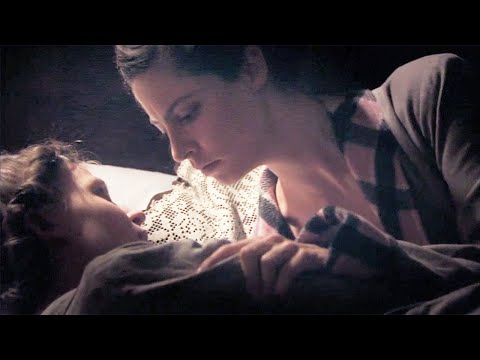 The Lovers of Flore (2006) lesbian clip - Simone x Lumi 花神咖啡馆的情人们 Anna Mouglalis x Clémence Poésy 法国