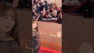 The photographers kept calling Lisa's name to turn her back and take pictures! #blackpink #lisa