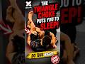 HOW THE TRIANGLE CHOKE PUTS YOU TO SLEEP #shorts