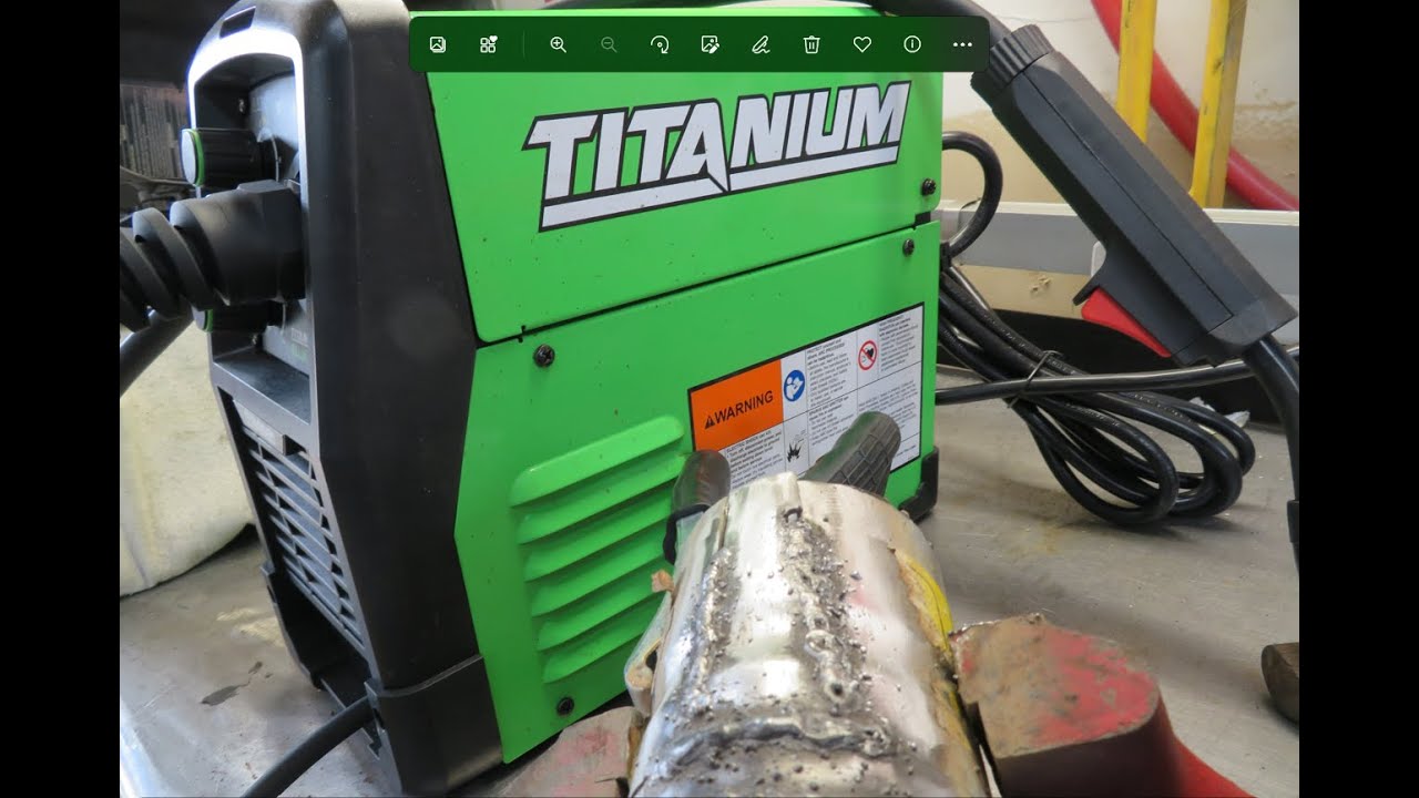 HARBOR FREIGHT TITANIUM 125 FLUX WELDER (TRYING IT OUT) - YouTube