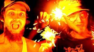Video voorbeeld van "Fireworks Song (Music Video)"