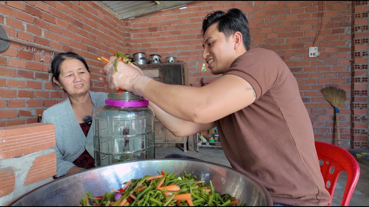 Cùng Mẹ Làm Món Rau Muốn Ngâm Chua Ngọt Ăn Tết