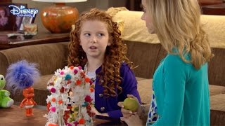 Dog With a Blog - Chloe Designs Stan's Wedding! - Official Disney Channel UK HD Dog With a Blog - Chloe Designs Stan's Wedding! - Official Disney Channel UK HD