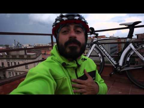 Video: Mira: Cómo andar a 200 kmh en una bicicleta de pedales
