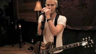 Video thumbnail of "Lifehouse - Halfway Gone (Live Studio)"