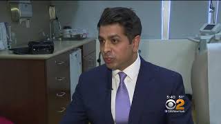 Virtual Reality Technology Lets Plastic Surgery Patients See What Results Will Look Like