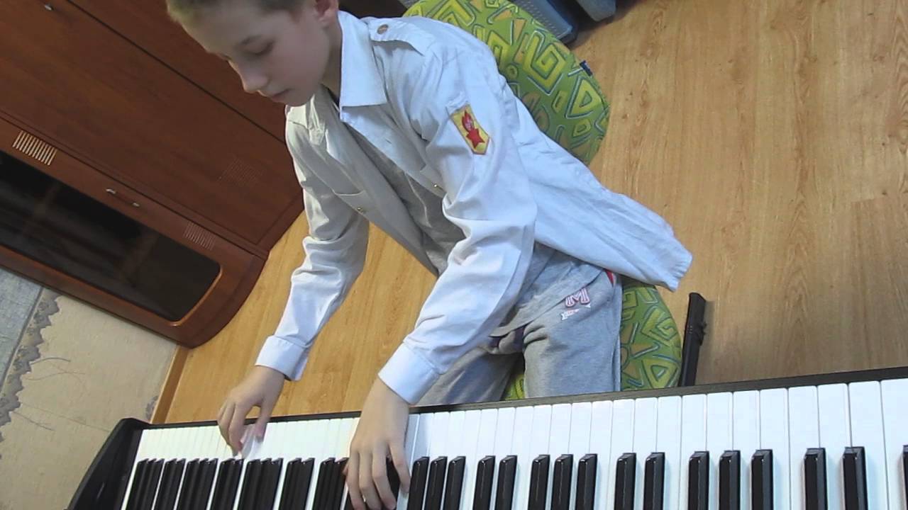 песня Бухгалтер Иванов пианино Вадим Степанцов - YouTube