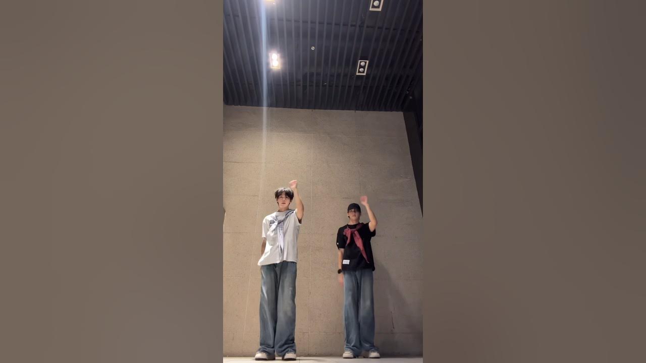 Blueprint Supreme - SKAI IS YOURGOD | Dance Cover #krstudio Blueprint Supreme - SKAI IS YOURGOD | Dance Cover #krstudio
