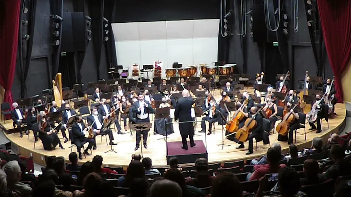 Strauss Oboe Concerto / OBLIVION Piazzolla / Rafae...