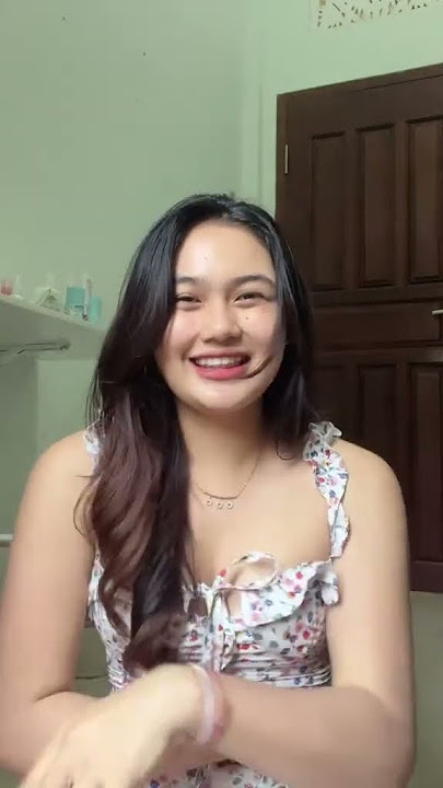 goyang pargoy tiktok daster meresahkan di atas kasur part29 #goyang #tiktok #tante #hot #dance