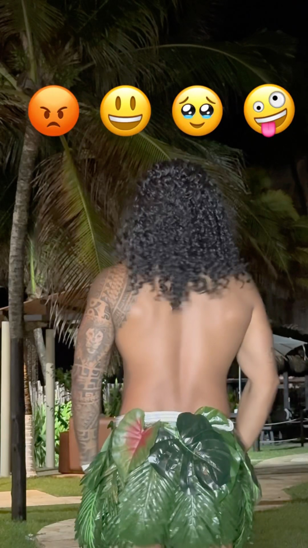 Qual EMOJI você gosta mais? #challenge #maui #apollosant #short #shorts