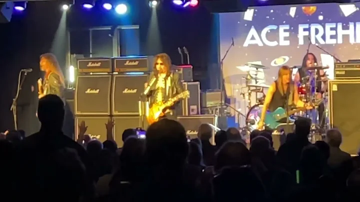 Ace Frehley Live -Tupelo Music Hall -Derry NH-1/30/25 Start of the show /“Shock Me”