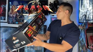 I finally picked up this Expensive Mcfarlane Toys The Flash Batman Vehicle for a steal! (toy review)