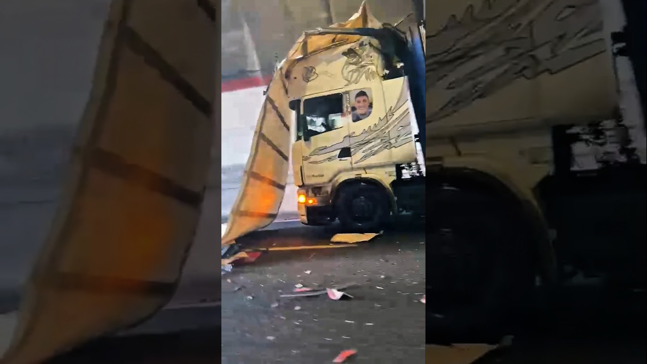 Tunnel Accident: Trailer Destroyed 🚚💥 pietro.travaglian #truckdriver #automobile #lkw #camion