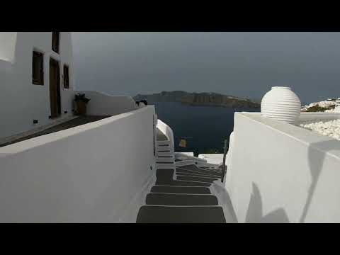 Santorini 2022: Small words ...