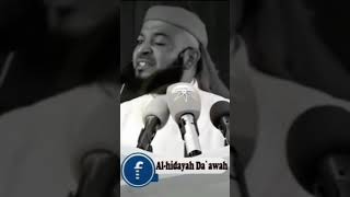 #Laana sio kumvulia mtu nguo. sheikh: hamza mansoor