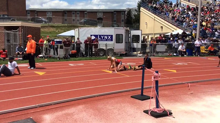 Hempfield's Sarah Helgeson wins district 400 gold