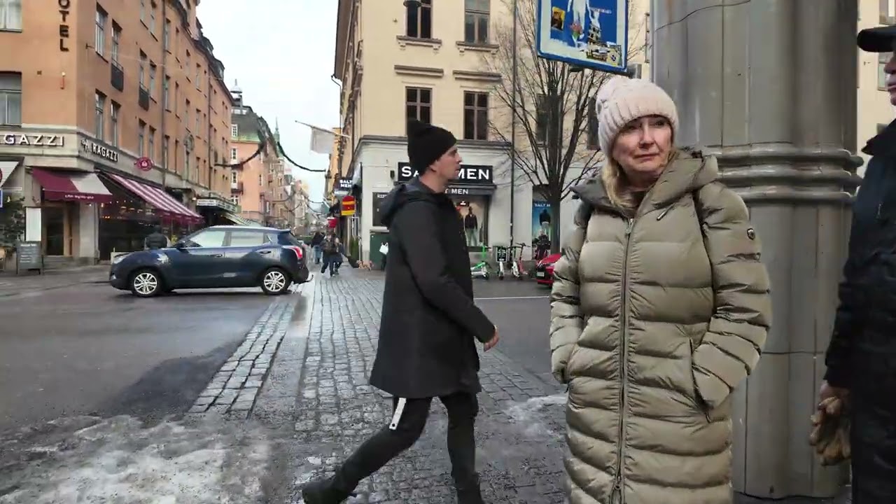 Stockholm City Centre Winter Walk ❄️🇸🇪 4K Snowy Streets & Nordic Atmosphere