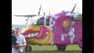 Pink Skyvan - my first tandem-jump -  2002