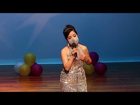 Civilized culture - Singing 上海灘 (220105 MVI 9675)