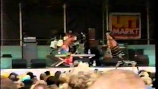 Red Hot Chili Peppers - Subterranean Homesick Blues (Bob Dylan) [Live, UITmarkt - Netherlands, 1989]