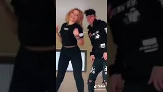 Tik Tok Di Mura E Aurora