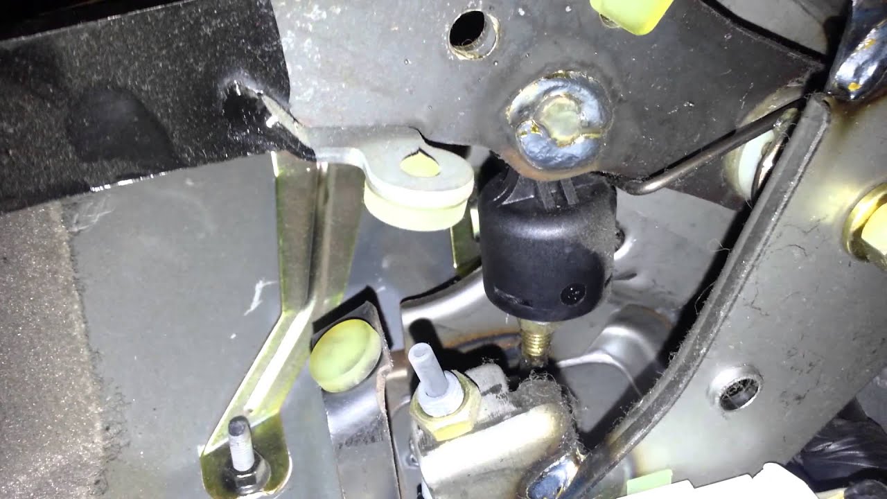 Hyundai Elantra: Clutch Cover And Disc. Repair procedures Hyundai Elantra: Clutch Cover And Disc. Repair procedures