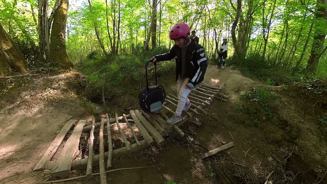 24 avril 2021 on part faire du off road en gyroroue vers Créon