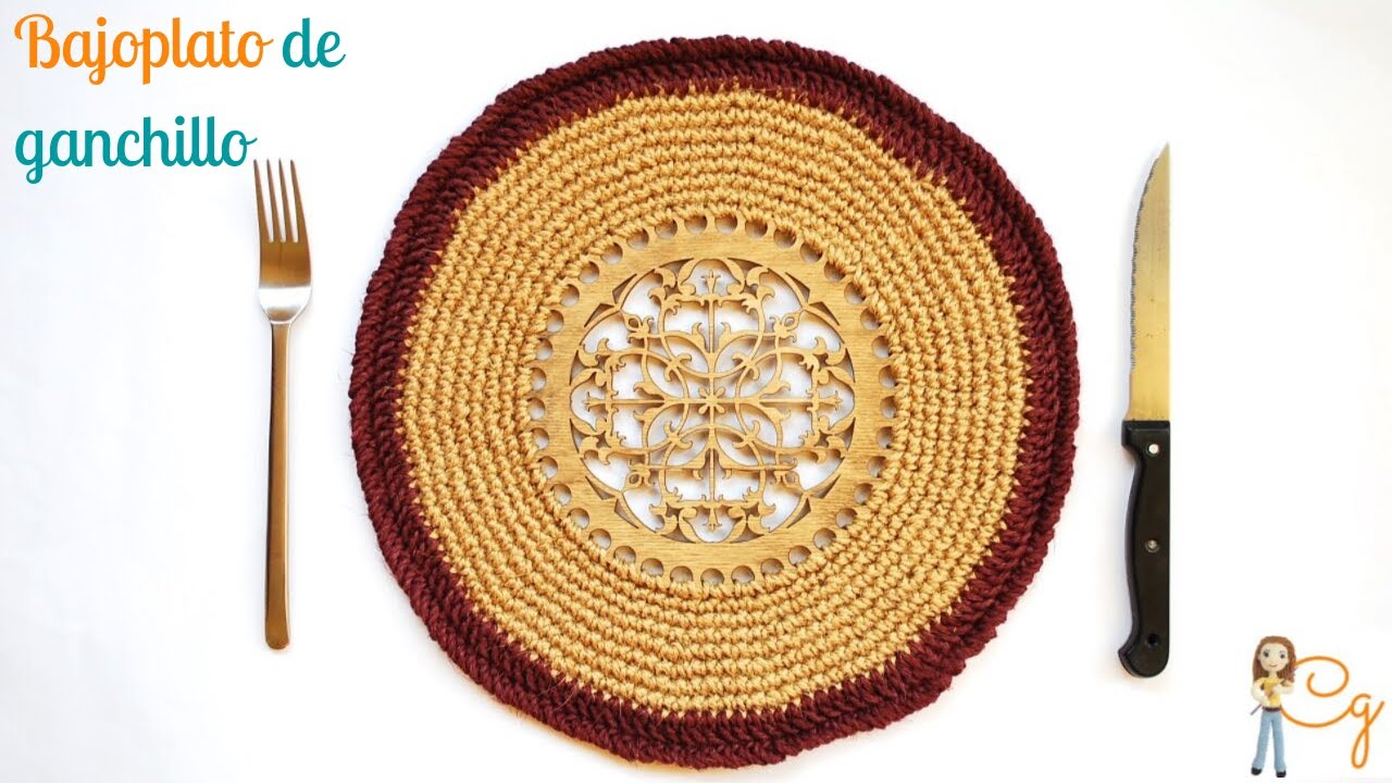 Patrón: bajoplato de ganchillo con base de madera