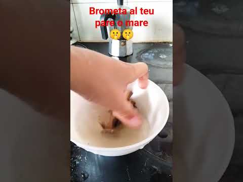 Vídeo: Com fas una broma?