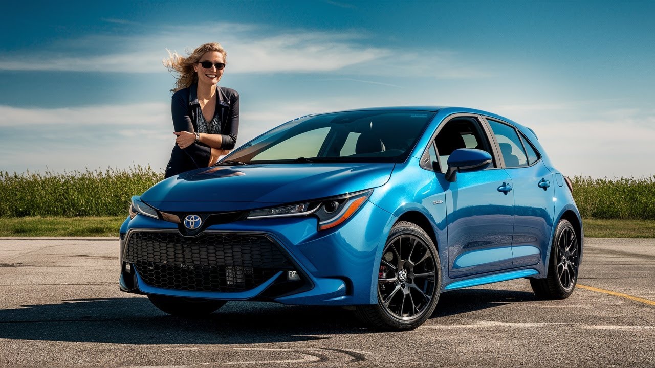 Совершенно новая Toyota Corolla SE 2025 года — подробный обзор интерьера и экстерьера.