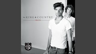Miniatura de "for KING & COUNTRY - Love's to Blame"