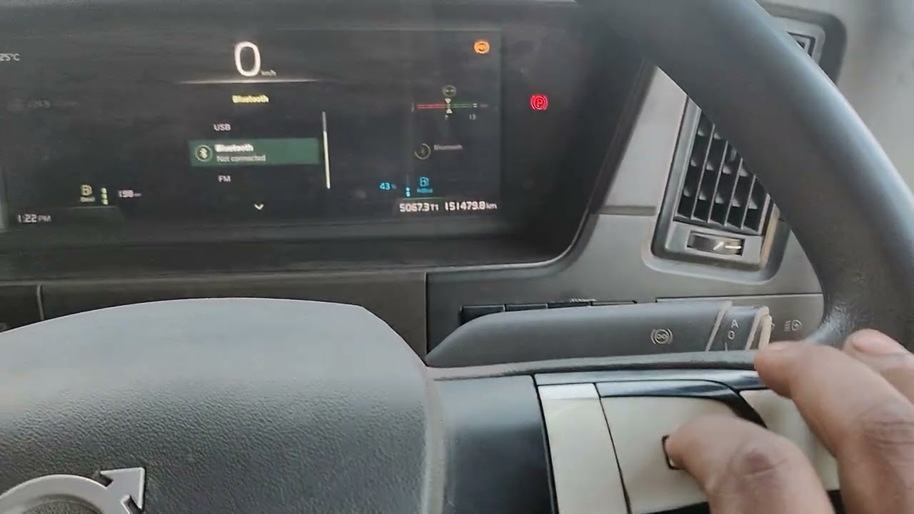 Volvo460 music 🎵 sistam blootooth conect another site गाना दूसरे सिस्टम से जोड़े 
