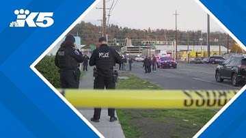 Seattle police shoot, kill man reportedly armed with an ax
