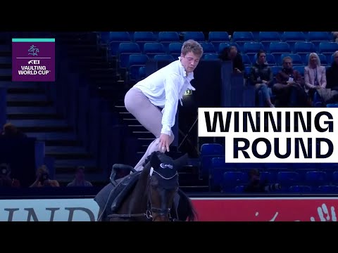 Lorenzo Lupacchini 🇮🇹 with superb performance! | Winning Round |  FEI Vaulting World Cup™ Final 2022