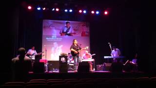 Roger Maud   Are you walking and a talking with the Lord