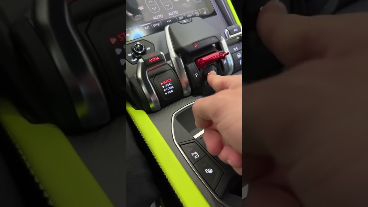 Как запустить Lamborghini Urus 
