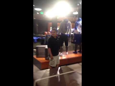 nike store in scottsdale quarter