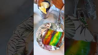 واخيرا جربنا ترند الفروت رول مع الايس كريم شوفو راينا اخر شي#icecream #fruitrollup