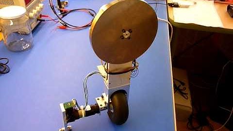 My robotic unicycle with training wheel #2