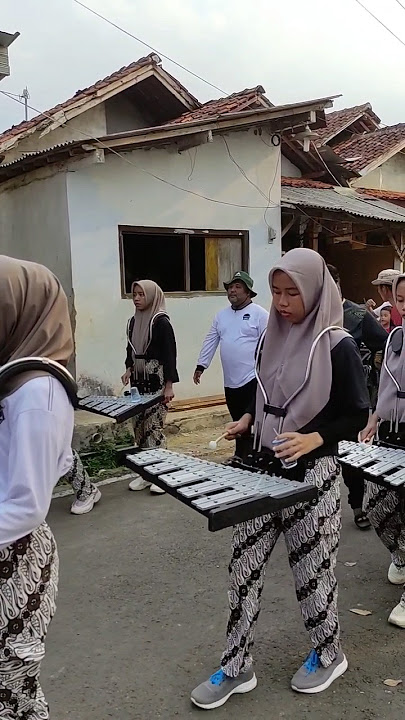 Iming Iming Versi Drumband